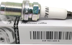 Свеча зажигания (03F905600A)