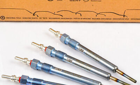 Свеча накаливания (04L963319E) 1