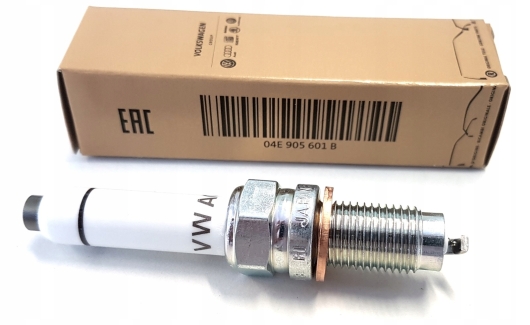 Свiчка запалювання (04E905601B) 1