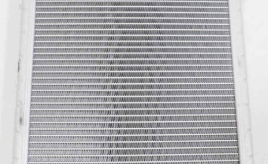 Радиатор (5WA819031) 1