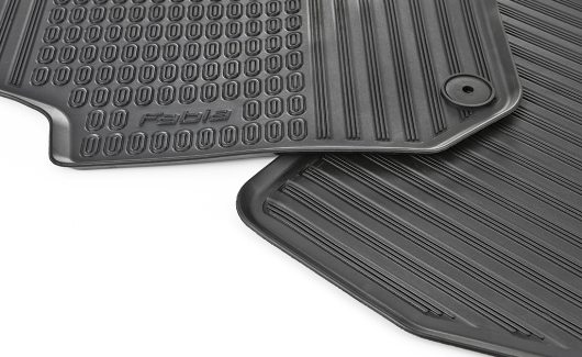 Коврик резиновый (к-т, 2 шт.) (5J1061551) 1