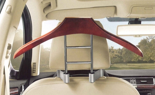 Вешалка для одежды в салон (3T0061127) 3